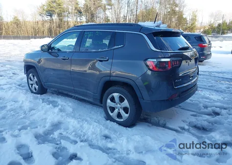 2018 Jeep Compass Latitude 4X4 from USA, damaged, VIN 3C4NJDBB0JT177399